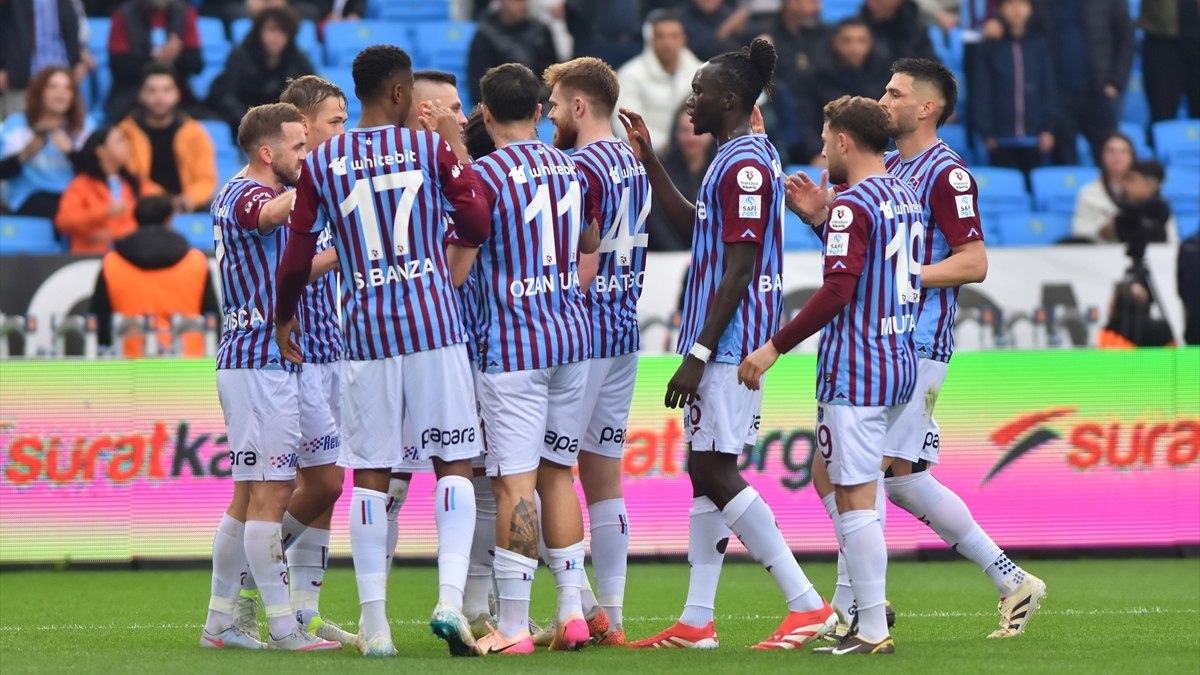 7 golün çıktığı maçta Trabzonspor, Alanyaspor’u yendi