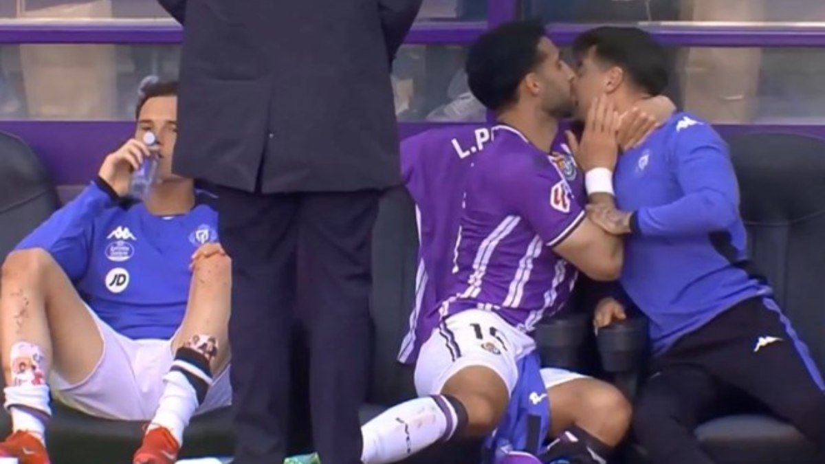 Real Valladolid’in yedek kulübesinde kavga çıktı: Takım arkadaşına saldırdı